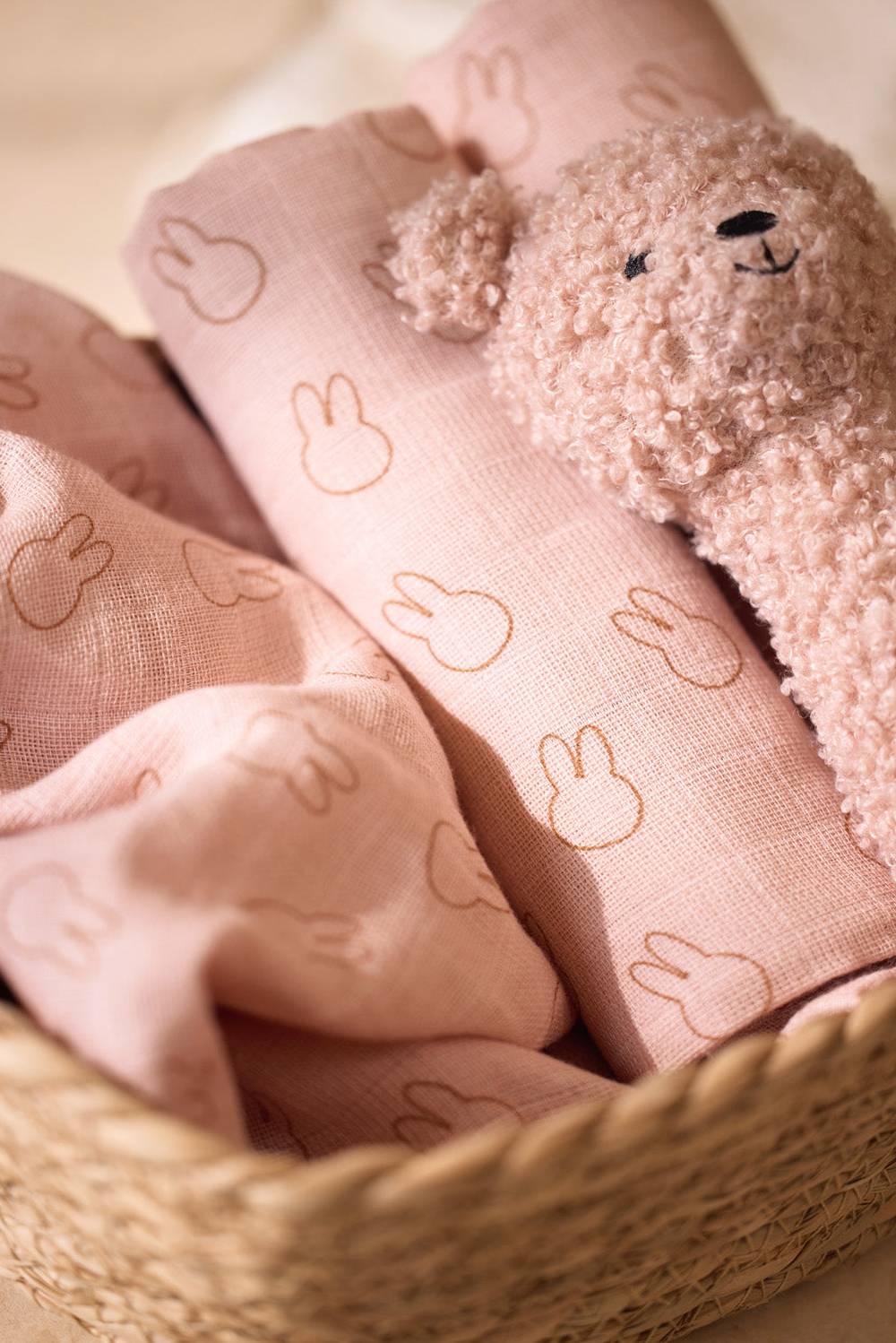 Jollein Rassel Teddy Bear - Wild Rose Zeitbegrenzte Promotion