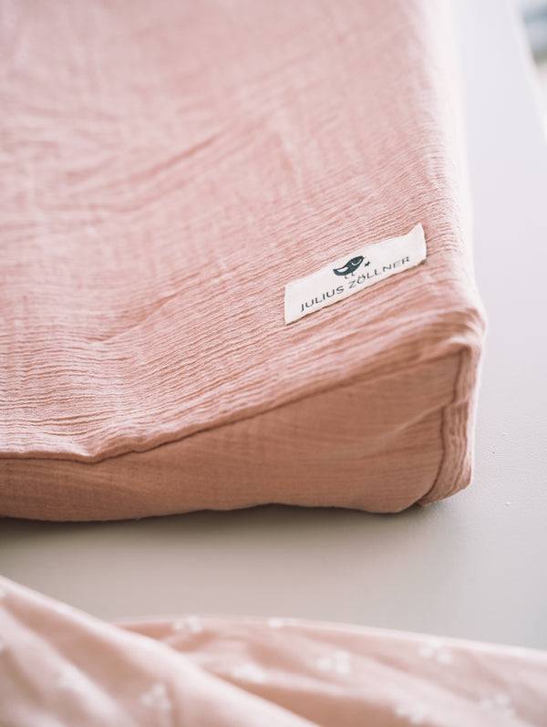 Julius Zöllner Bezug Wickelunterlage/2-Keil-Mulde aus Musselin, Dusty rose Black Friday