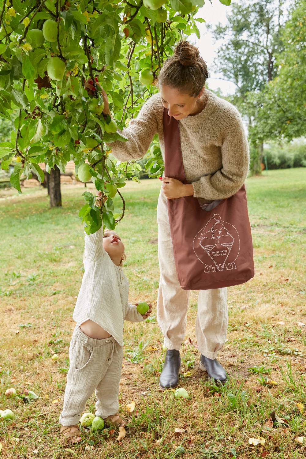 Lässig Umhängetasche - Charity Shopper Tree, Rust Bis zu 60% Rabatt