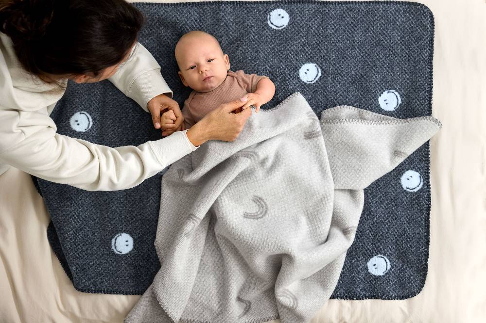 Lässig Babydecke - Bio Baumwolle, Grau Exklusive Angebote