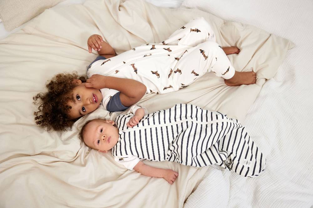Lässig Kinder Schlafoverall 1 TOG - Bio Baumwolle, Beige Tägliche Deals