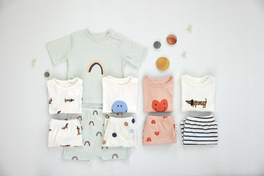 Lässig Baby Schlafoverall - Bio Baumwolle, Hund, Milky Super Sparpreis