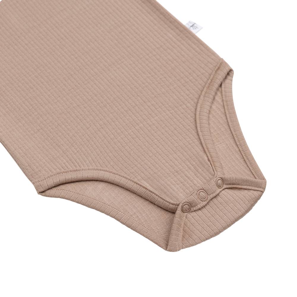 Lässig Baby Body - Ärmellos gerippt, Hellbraun 50% Rabatt für begrenzte Zeit