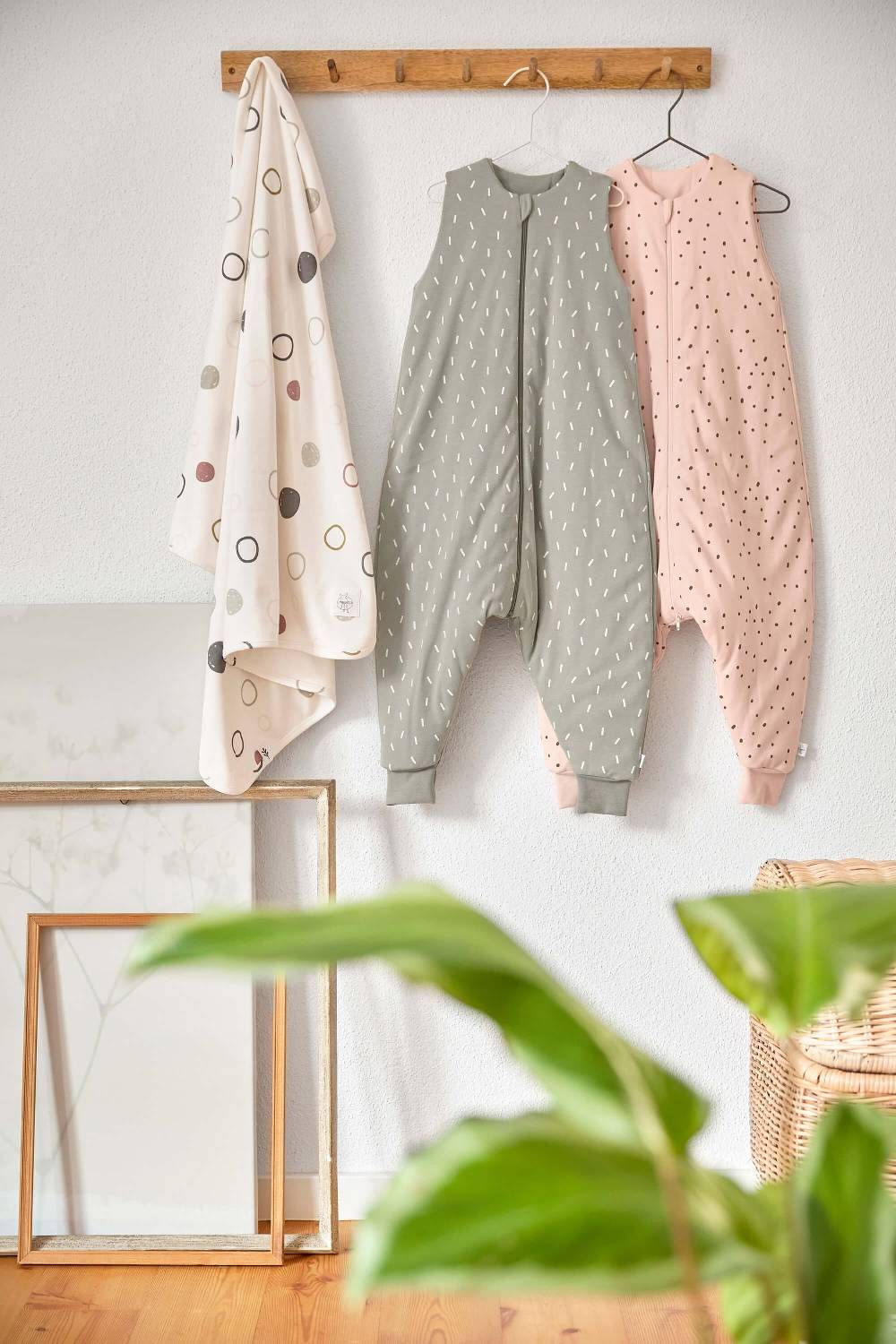 Lässig Kinder Schlafoverall 2,5 TOG, Dots, Rosa Letzter Tag