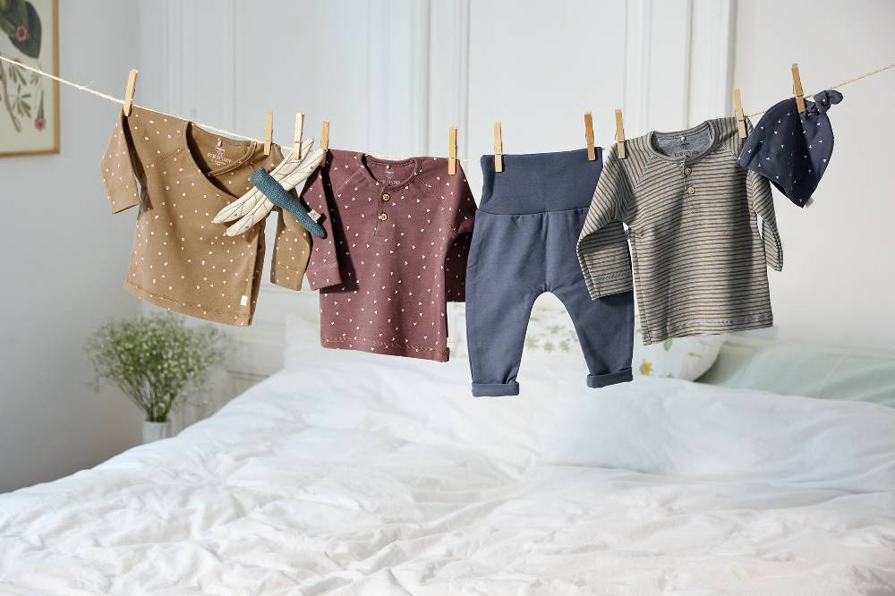 Lässig Baby Wickelshirt - Bio Baumwolle, Dots, Curry Auslauf