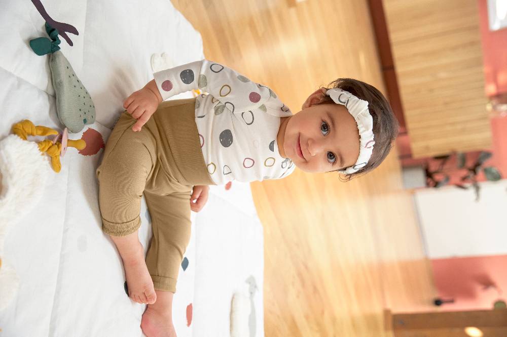 Lässig Baby Schlafanzug - Bio Baumwolle, Circles, Weiß Cyber Monday