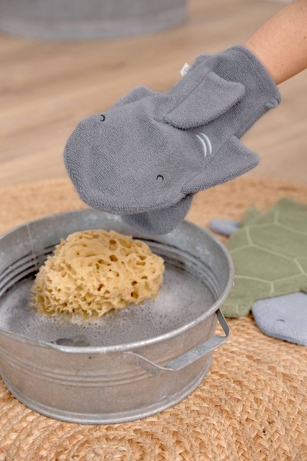 Lässig Spiel-Waschhandschuh GOTS, Hai Grau Neuheiten