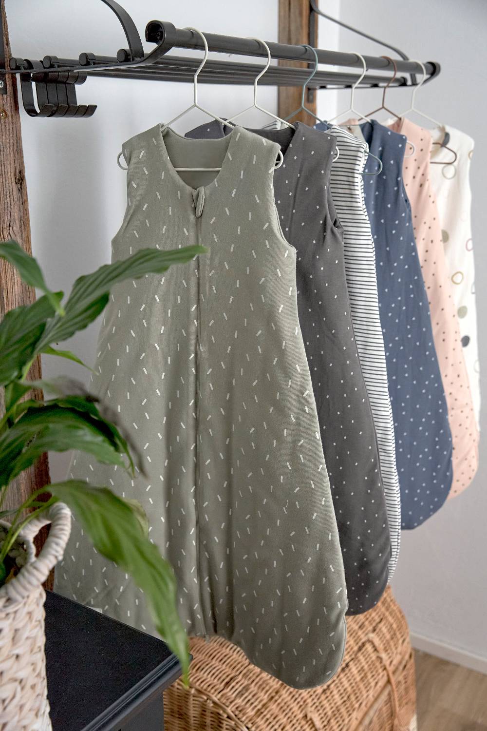 Lässig Babyschlafsack 2,5 TOG - Spots Anthrazit Großer Ausverkauf