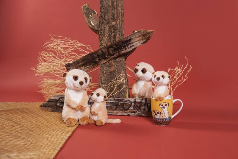 NICI Sitzendes Kuscheltier Erdmännchen NICI GREEN Bis zu 65% Rabatt