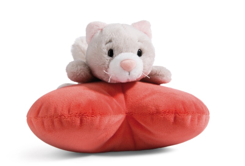 NICI Kuscheltier Love Katze auf Herz liegend NICI GREEN Rabatt