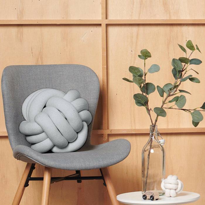 Nordic Coast Company Knotenkissen Strick Hellgrau Begrenztes Angebot