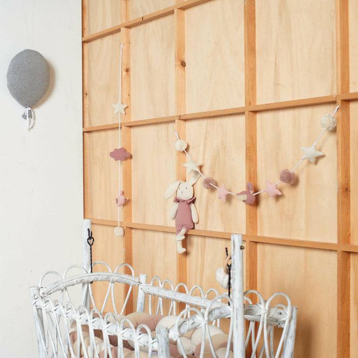 Nordic Coast Company Wandgirlande Musselin Schwan Small 50% Rabatt mit kostenlosem Versand
