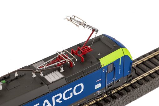 Piko Elektrolok Vectron EU46 PKP Cargo VI Artikelnummer: 21650 Kauf eins, bekomm eins gratis
