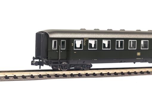 Piko N Schürzeneilzugwagen 2. Klasse DB III Artikelnummer: 40624 Black Friday