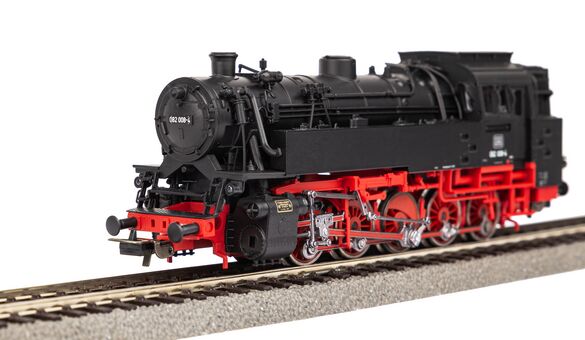 Piko Dampflok BR 82 DB IV Artikelnummer: 50049 Kauf eins, bekomm eins gratis