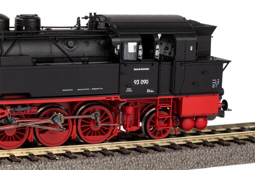 Piko Sound-Dampflok BR 93 DR III, inkl. PIKO Sound-Decoder und Dampfgenerator Artikelnummer: 50665 Nur noch ein Tag übrig