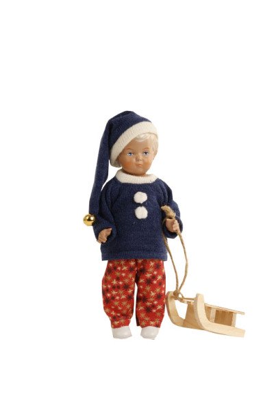 Schildkröt Manufaktur Puppe Hans 18 cm blonde Malhaare, Winterkleidung mit Schlitten