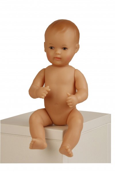 Schildkröt Manufaktur Puppe Mein 1. Baby 28 cm mit Malhaar, braunen Schlafaugen, Strickkleidung rot Kauf eins, bekomm eins gratis