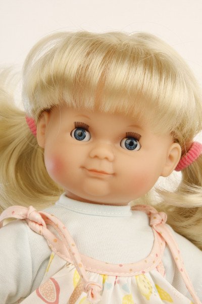 Schildkröt Manufaktur Puppe Schlummerle 32 cm blonde Haare, blaue Schlafaugen, Sommerkleidung bunt Lagerräumung