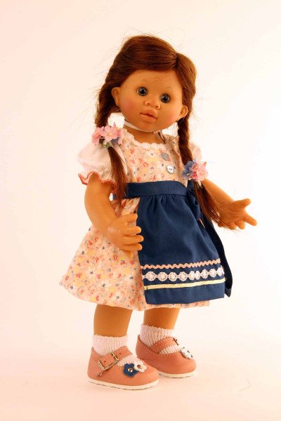Schildkröt Manufaktur Puppe Müller-Wichtel Lili Gr 30, braune Haare, im Dirndl rose/blau Kauf eins, bekomm eins gratis