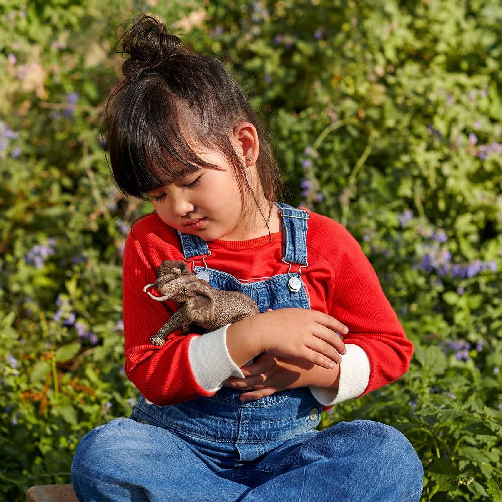 Schleich Afrikanischer Elefantenbulle Kauf eins, bekomm eins gratis