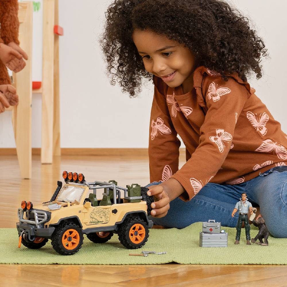 Schleich Geländewagen mit Seilwinde Saisonschlussverkauf