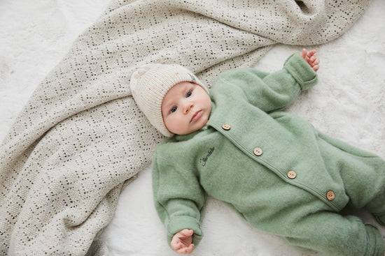 Sterntaler Mütze aus Strickware mit Sprenkeldesign Kauf eins, bekomm eins gratis