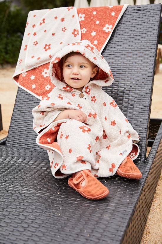 Sterntaler Badeponcho Bauernhof mit Motiv Blumen 50% Rabatt mit kostenlosem Versand