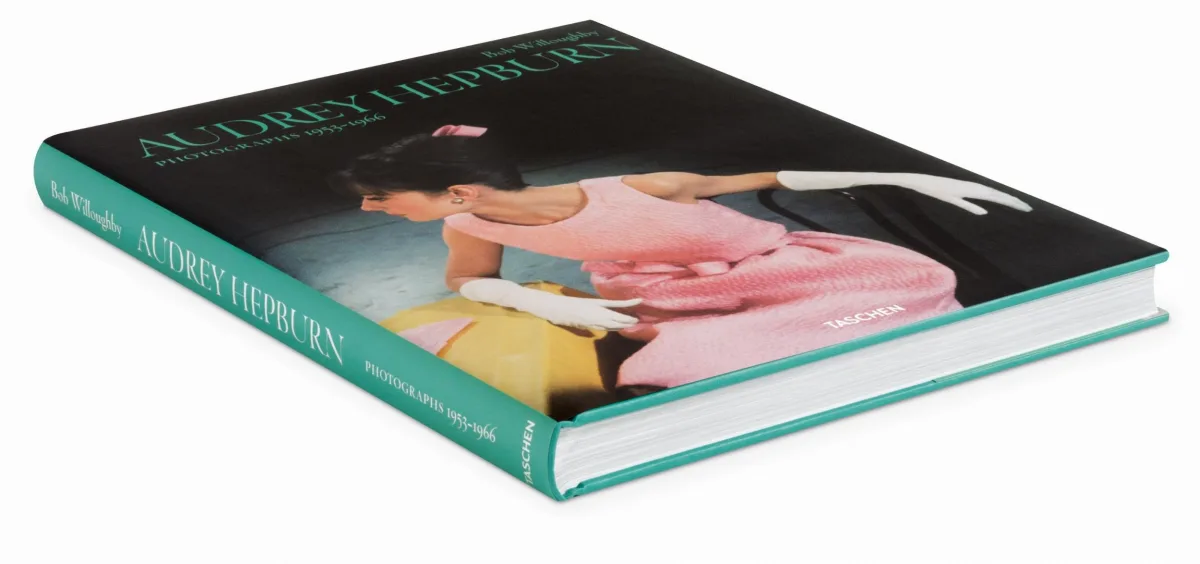 TASCHEN Bob Willoughby. Audrey Hepburn. Photographs 1953–1966 JETZT KAUFEN