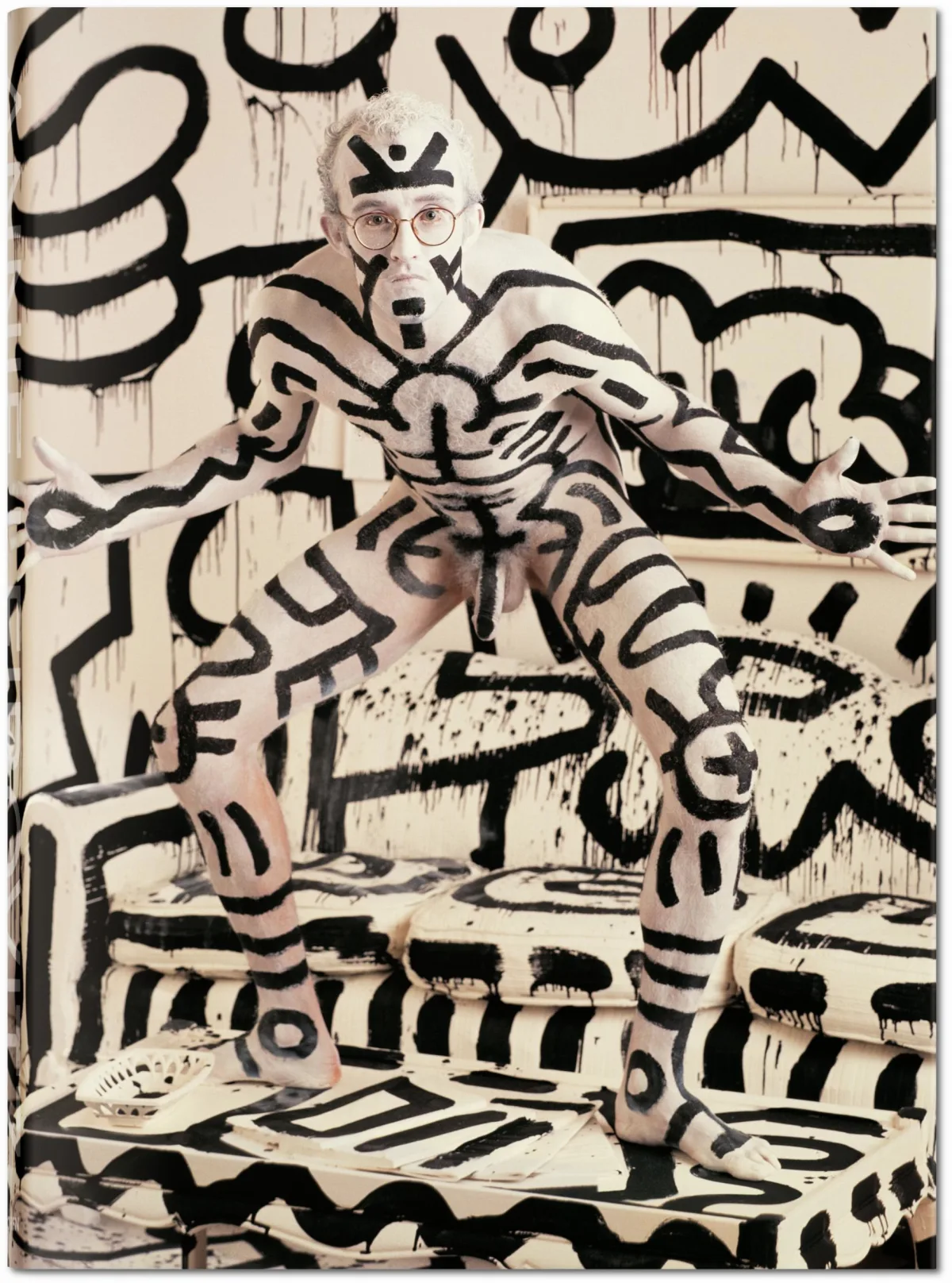 TASCHEN Annie Leibovitz, with dustjacket Keith Haring Osterangebot